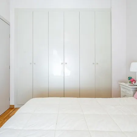 Apartment Lovely 1 Bd Apt In Kalithea With Balcony *